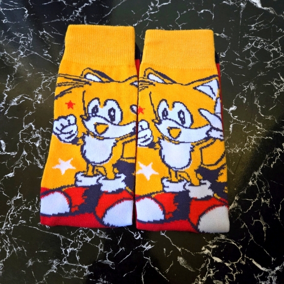 🍒🍒 Sonic the Hedgehog: Tails Socks - Picture 1 of 6